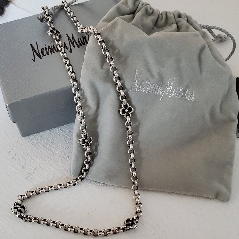 Konstantino clover stations toggle necklace 20”